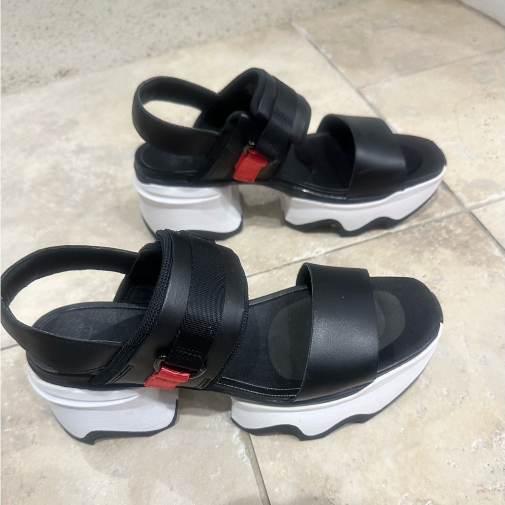 Sorel Black and Red Women's Sandals - Picture 5 of 10